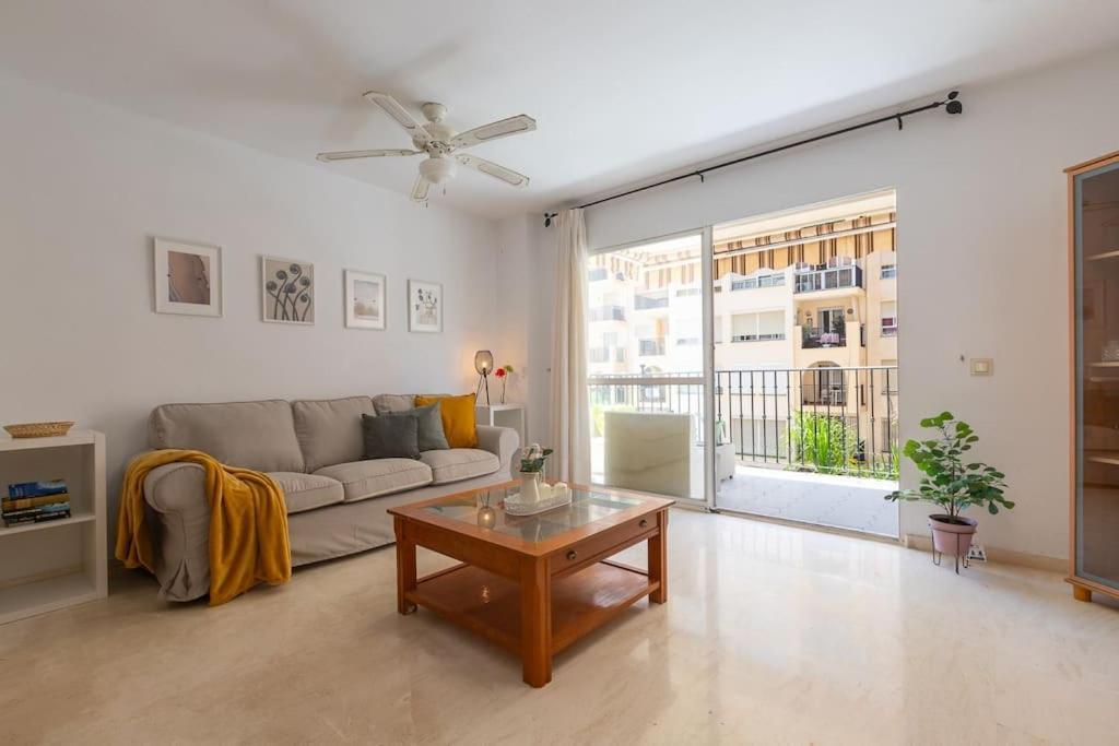 Apartamento Fuengirola Beach Exterior foto